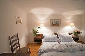 فندق Bristol 3*